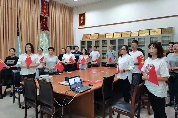 办公室 (5)_副本.jpg 办公室 (5)_副本.jpg