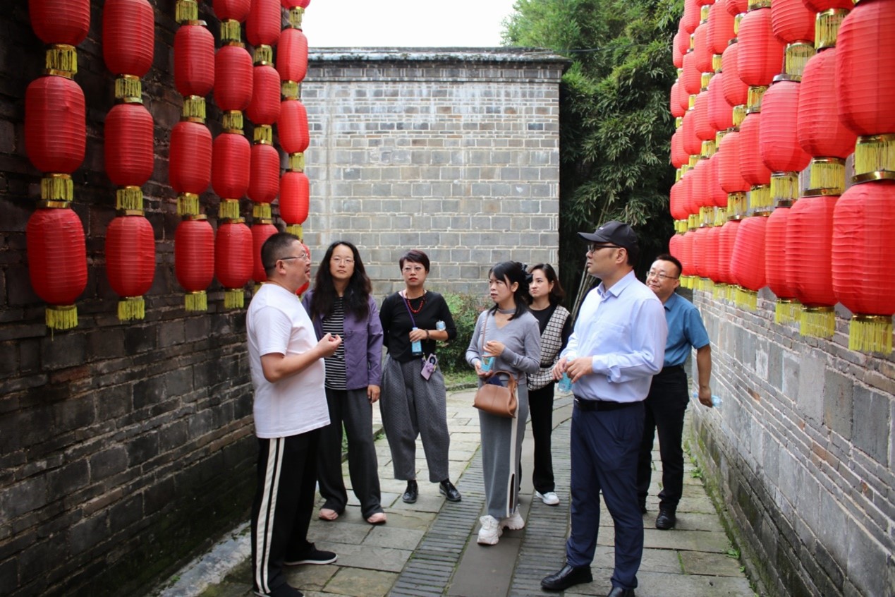 图片5.jpg 图片5.jpg