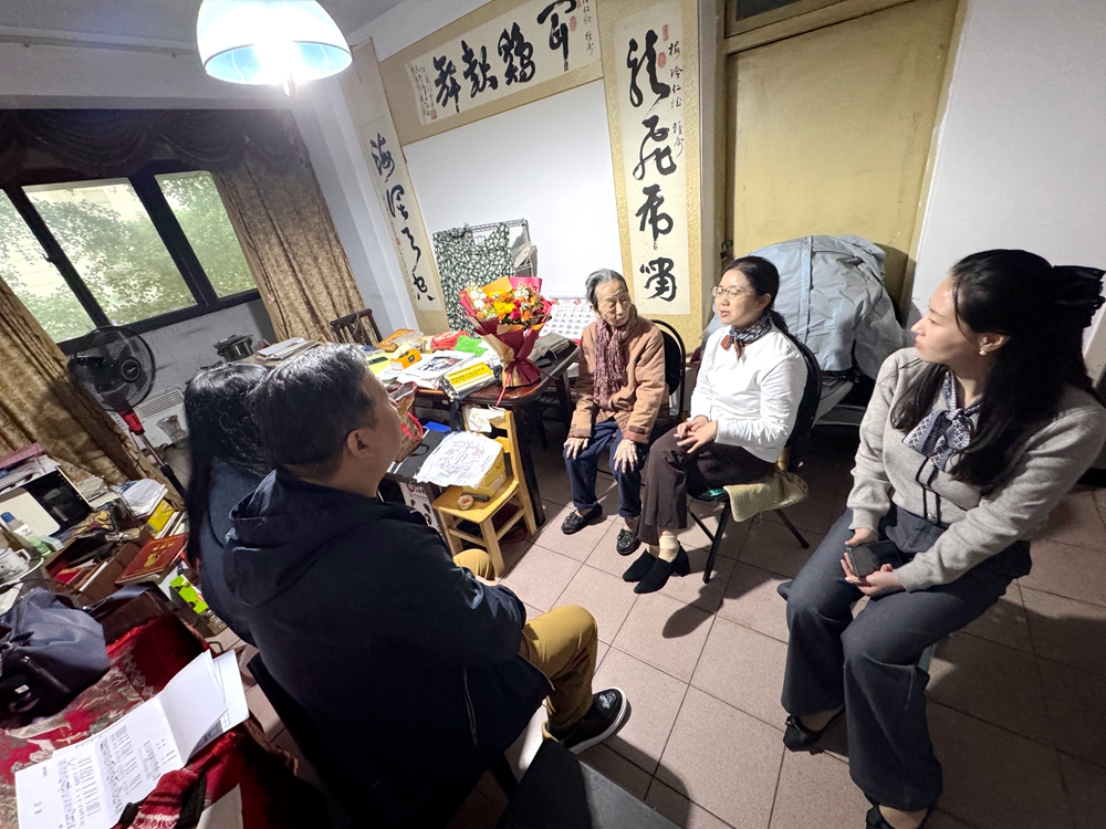 7九三朱梅玲_副本.jpg 7九三朱梅玲_副本.jpg